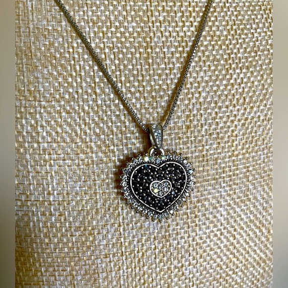 Sparkly Silver Heart Pendant Necklace - Picture 5 of 7
